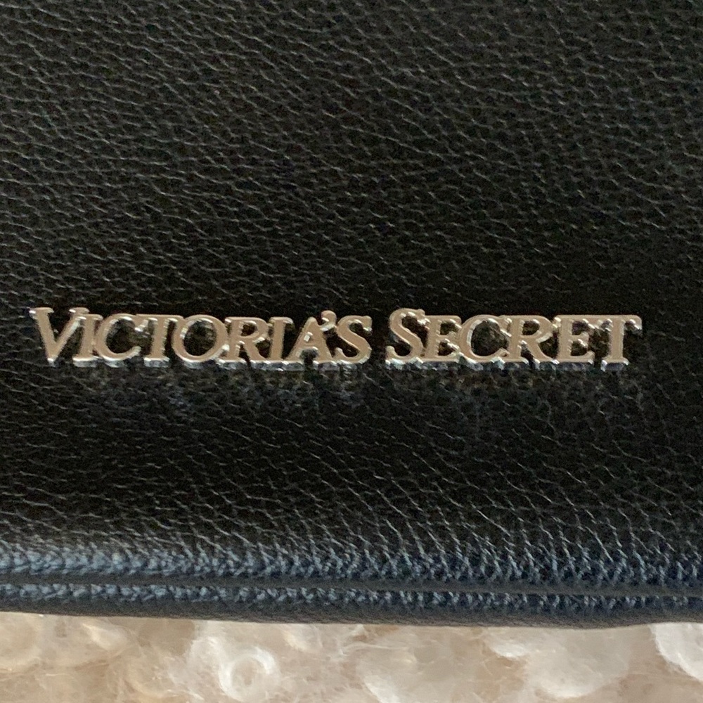 “VICTORIAS SECRET” Fringe Vegan Purse/Backpack   NWOT